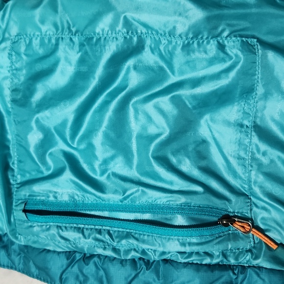 The North Face Summit Series Puffer zip up vest -aqua - Picture 4 of 6